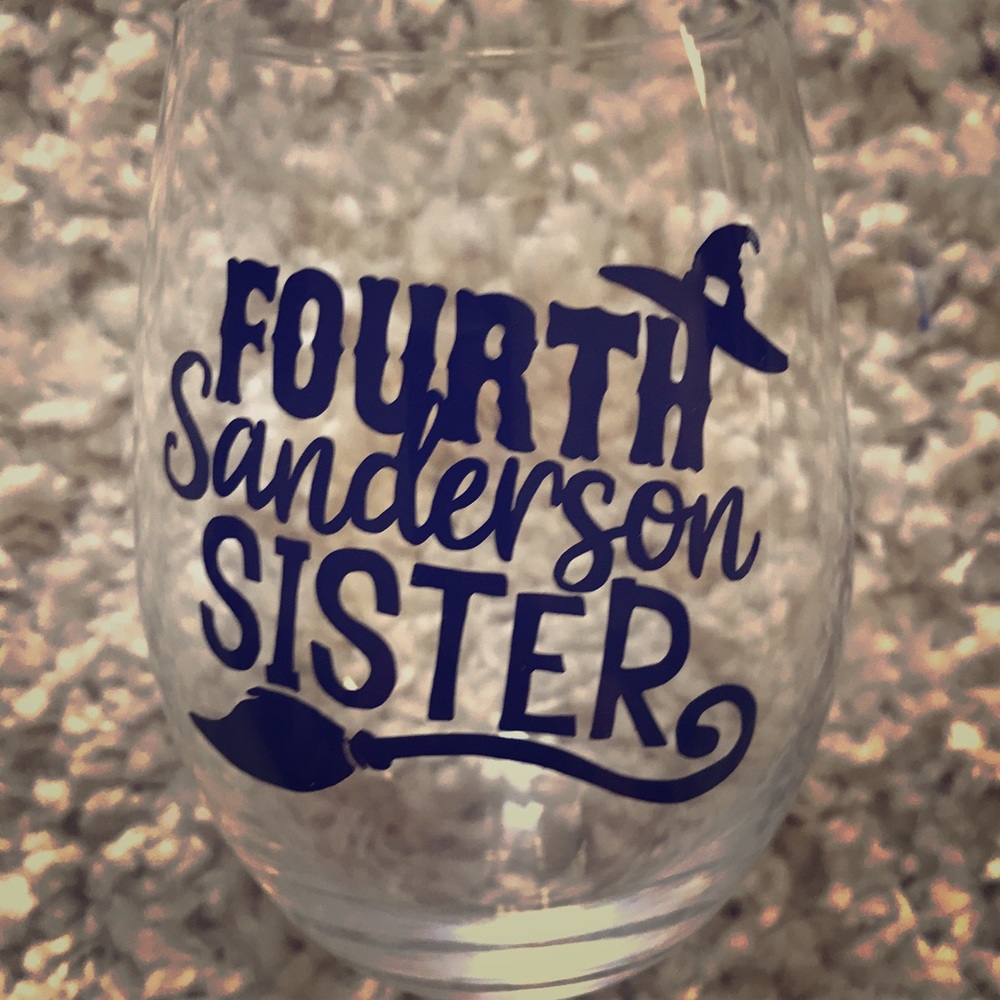 Hocus Pocus themed wine glass